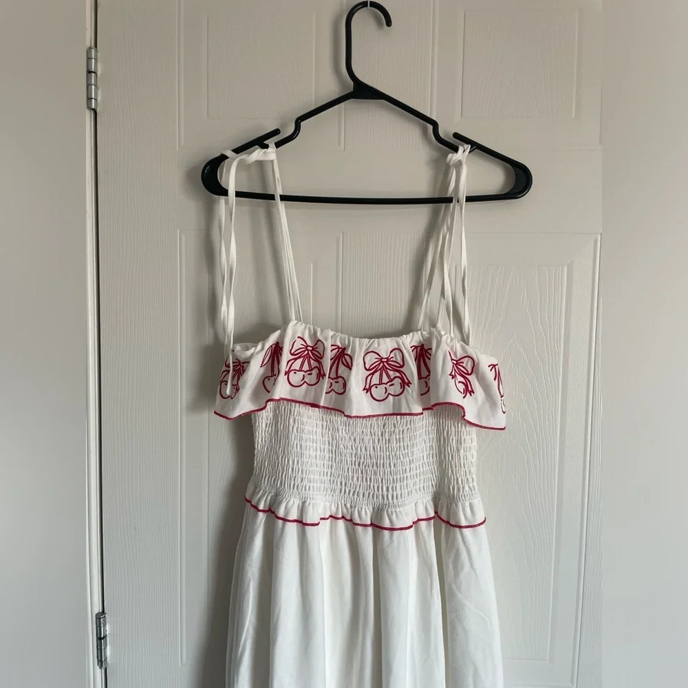 Embroidered Linen Midi Dress M Red White Countryside Cottage Classic Feminine - Picture 4 of 17